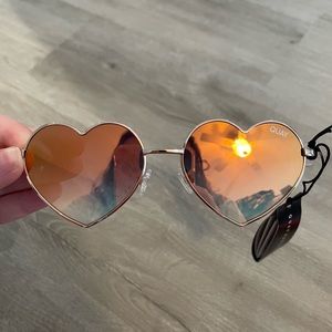 NWT Quay Heartbreaker Sunglasses